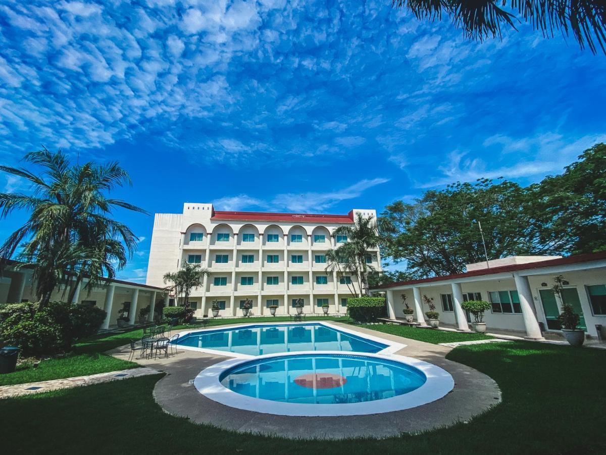 Hotel Gran Tuxtepec Plaza Esterno foto