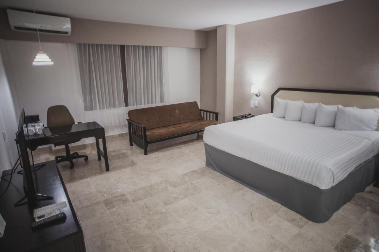 Hotel Gran Tuxtepec Plaza Esterno foto