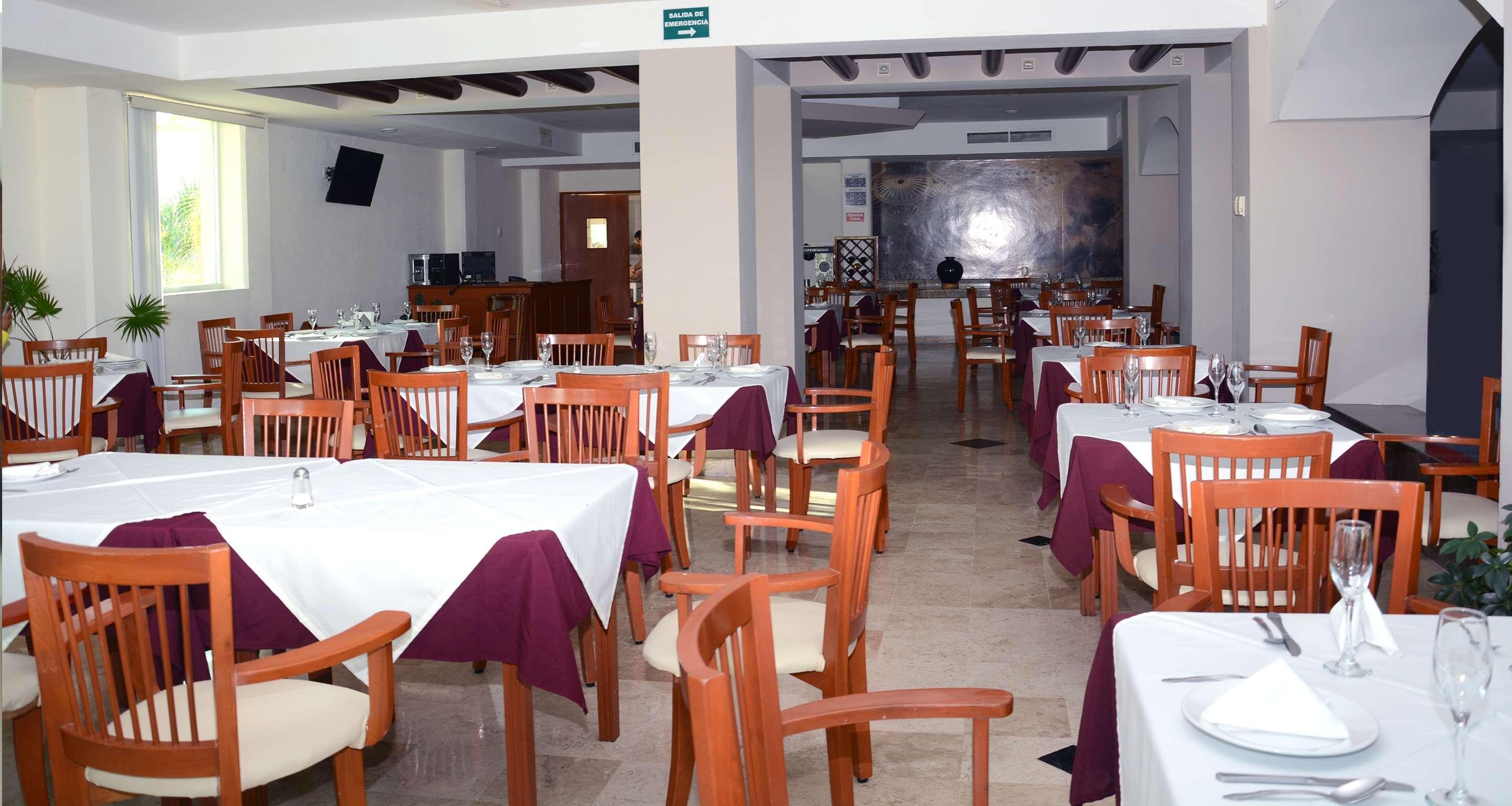 Hotel Gran Tuxtepec Plaza Esterno foto